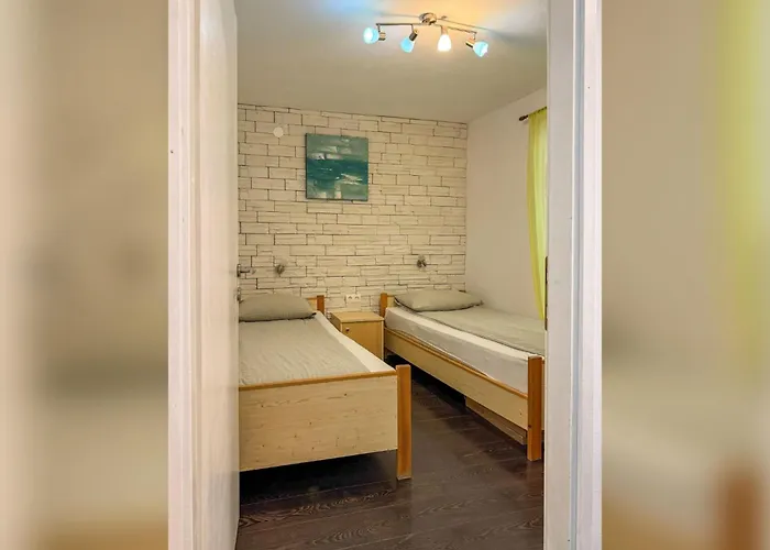 Harrison By Interhome