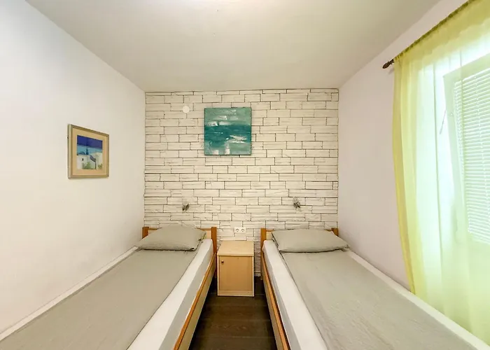 Harrison By Interhome Daire