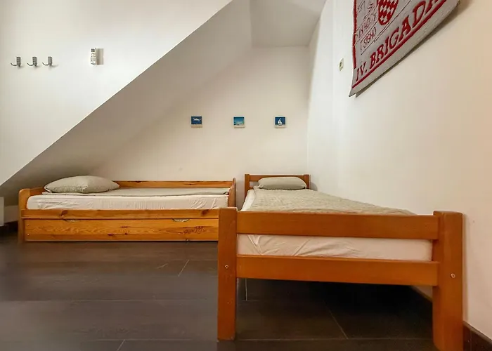 Harrison By Interhome Apartment